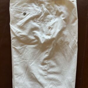 Dockers Men's Cream Flat Front Shorts